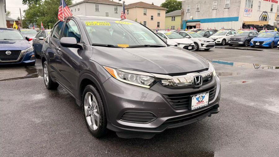 2022 Honda Hr-v LX Sport Utility 4D, available for sale in Linden, New Jersey | Route 27 Auto Mall. Linden, New Jersey 2022 Honda Hr-v LX Sport Utility 4D, available for sale in Linden, New Jersey | Route 27 Auto Mall. Linden, New Jersey