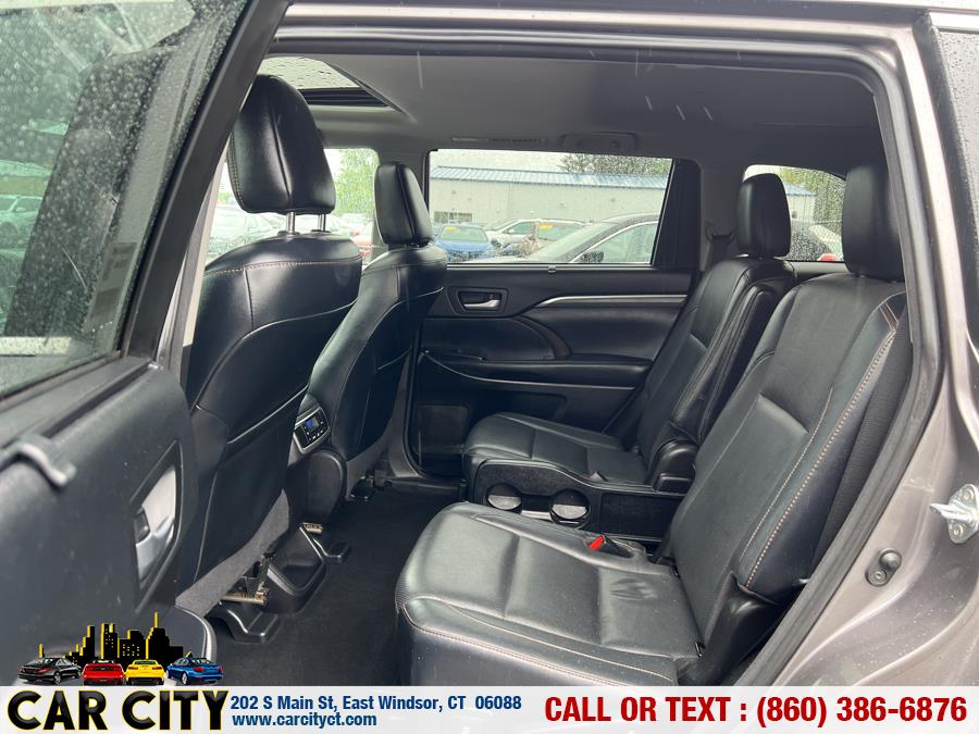 2017 Toyota Highlander Hybrid Limited V6 AWD (Natl), available for sale in East Windsor, Connecticut | Car City LLC. East Windsor, Connecticut 2017 Toyota Highlander Hybrid Limited V6 AWD (Natl), available for sale in East Windsor, Connecticut | Car City LLC. East Windsor, Connecticut
