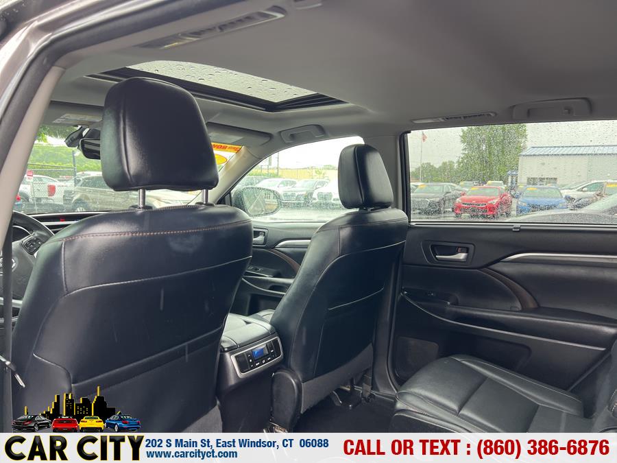 2017 Toyota Highlander Hybrid Limited V6 AWD (Natl), available for sale in East Windsor, Connecticut | Car City LLC. East Windsor, Connecticut 2017 Toyota Highlander Hybrid Limited V6 AWD (Natl), available for sale in East Windsor, Connecticut | Car City LLC. East Windsor, Connecticut