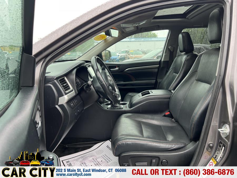 2017 Toyota Highlander Hybrid Limited V6 AWD (Natl), available for sale in East Windsor, Connecticut | Car City LLC. East Windsor, Connecticut 2017 Toyota Highlander Hybrid Limited V6 AWD (Natl), available for sale in East Windsor, Connecticut | Car City LLC. East Windsor, Connecticut