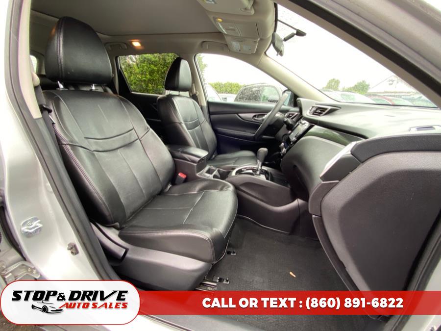 2016 Nissan Rogue AWD 4dr SL, available for sale in East Windsor, Connecticut | Stop & Drive Auto Sales. East Windsor, Connecticut 2016 Nissan Rogue AWD 4dr SL, available for sale in East Windsor, Connecticut | Stop & Drive Auto Sales. East Windsor, Connecticut