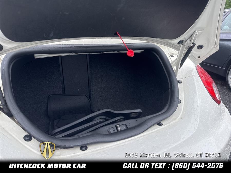 2007 Volkswagen Beetle Triple White, available for sale in Wolcott, Connecticut | Hitchcock Motor Car. Wolcott, Connecticut 2007 Volkswagen Beetle Triple White, available for sale in Wolcott, Connecticut | Hitchcock Motor Car. Wolcott, Connecticut