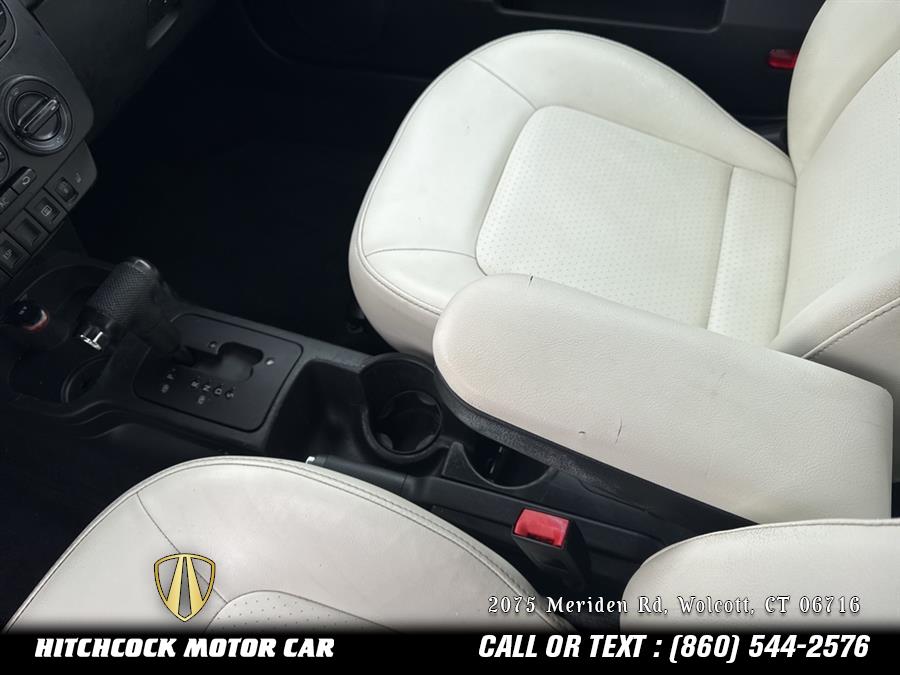 2007 Volkswagen Beetle Triple White, available for sale in Wolcott, Connecticut | Hitchcock Motor Car. Wolcott, Connecticut 2007 Volkswagen Beetle Triple White, available for sale in Wolcott, Connecticut | Hitchcock Motor Car. Wolcott, Connecticut