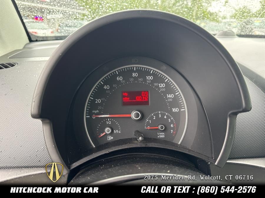 2007 Volkswagen Beetle Triple White, available for sale in Wolcott, Connecticut | Hitchcock Motor Car. Wolcott, Connecticut 2007 Volkswagen Beetle Triple White, available for sale in Wolcott, Connecticut | Hitchcock Motor Car. Wolcott, Connecticut