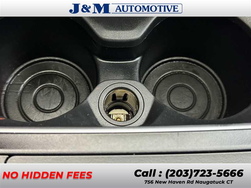 2016 BMW 3 Series 320i, available for sale in Naugatuck, Connecticut | J&M Automotive Sls&Svc LLC. Naugatuck, Connecticut 2016 BMW 3 Series 320i, available for sale in Naugatuck, Connecticut | J&M Automotive Sls&Svc LLC. Naugatuck, Connecticut