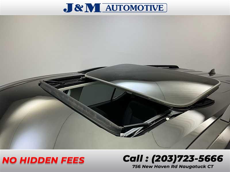 2019 Chevrolet Traverse LT Leather, available for sale in Naugatuck, Connecticut | J&M Automotive Sls&Svc LLC. Naugatuck, Connecticut 2019 Chevrolet Traverse LT Leather, available for sale in Naugatuck, Connecticut | J&M Automotive Sls&Svc LLC. Naugatuck, Connecticut