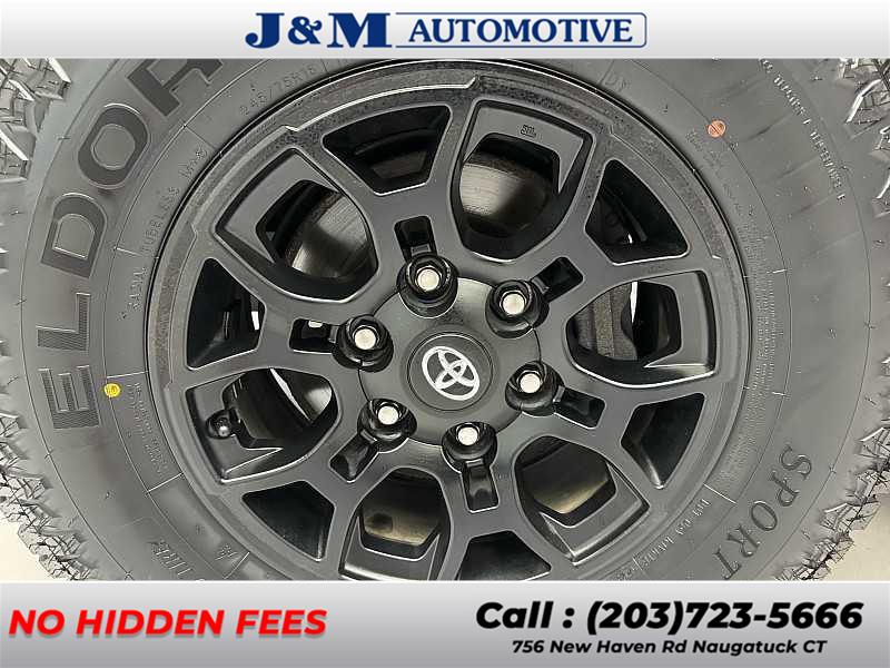 2021 Toyota Tacoma SR5, available for sale in Naugatuck, Connecticut | J&M Automotive Sls&Svc LLC. Naugatuck, Connecticut 2021 Toyota Tacoma SR5, available for sale in Naugatuck, Connecticut | J&M Automotive Sls&Svc LLC. Naugatuck, Connecticut