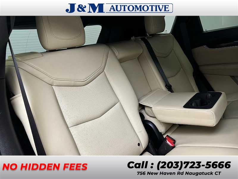 2018 Cadillac Xt5 Luxury AWD, available for sale in Naugatuck, Connecticut | J&M Automotive Sls&Svc LLC. Naugatuck, Connecticut 2018 Cadillac Xt5 Luxury AWD, available for sale in Naugatuck, Connecticut | J&M Automotive Sls&Svc LLC. Naugatuck, Connecticut