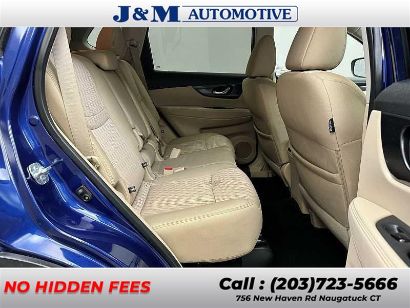 2017 Nissan Rogue SV, available for sale in Naugatuck, Connecticut | J&M Automotive Sls&Svc LLC. Naugatuck, Connecticut 2017 Nissan Rogue SV, available for sale in Naugatuck, Connecticut | J&M Automotive Sls&Svc LLC. Naugatuck, Connecticut
