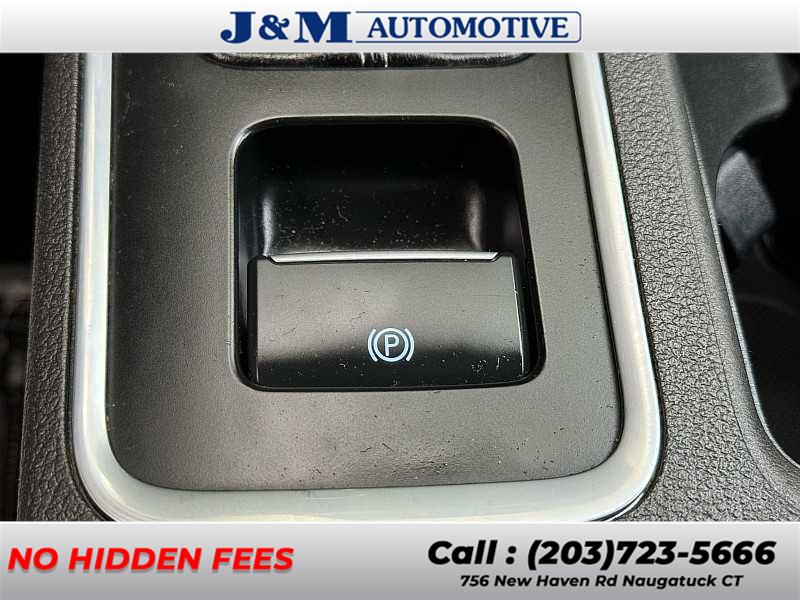 2018 Ford Escape SEL, available for sale in Naugatuck, Connecticut | J&M Automotive Sls&Svc LLC. Naugatuck, Connecticut 2018 Ford Escape SEL, available for sale in Naugatuck, Connecticut | J&M Automotive Sls&Svc LLC. Naugatuck, Connecticut