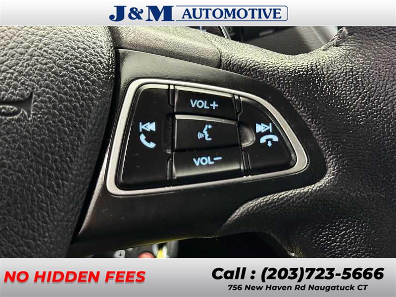 2018 Ford Escape SEL, available for sale in Naugatuck, Connecticut | J&M Automotive Sls&Svc LLC. Naugatuck, Connecticut 2018 Ford Escape SEL, available for sale in Naugatuck, Connecticut | J&M Automotive Sls&Svc LLC. Naugatuck, Connecticut