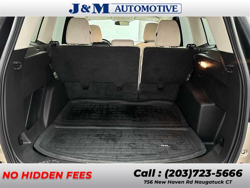 2018 Ford Escape SEL, available for sale in Naugatuck, Connecticut | J&M Automotive Sls&Svc LLC. Naugatuck, Connecticut 2018 Ford Escape SEL, available for sale in Naugatuck, Connecticut | J&M Automotive Sls&Svc LLC. Naugatuck, Connecticut