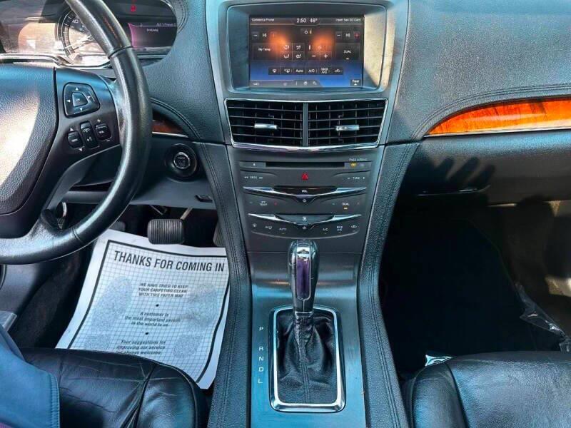 2013 Lincoln Mkt Town Car Livery Fleet AWD 4dr Crossover, available for sale in Hempstead, New York | VIP Auto Credit Express. Hempstead, New York 2013 Lincoln Mkt Town Car Livery Fleet AWD 4dr Crossover, available for sale in Hempstead, New York | VIP Auto Credit Express. Hempstead, New York