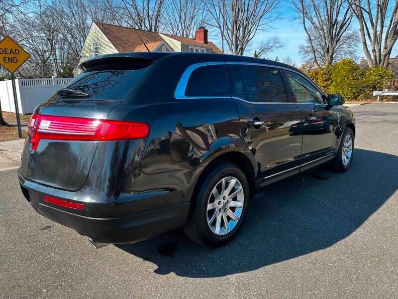 2013 Lincoln Mkt Town Car Livery Fleet AWD 4dr Crossover, available for sale in Hempstead, New York | VIP Auto Credit Express. Hempstead, New York 2013 Lincoln Mkt Town Car Livery Fleet AWD 4dr Crossover, available for sale in Hempstead, New York | VIP Auto Credit Express. Hempstead, New York
