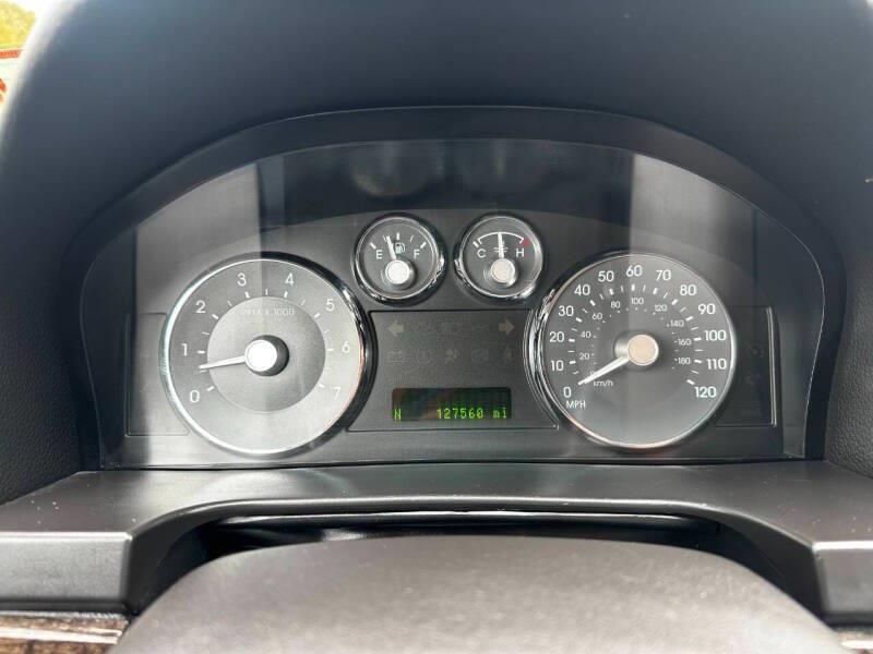 2009 Mercury Milan V6 Premier 4dr Sedan, available for sale in Hempstead, New York | VIP Auto Credit Express. Hempstead, New York 2009 Mercury Milan V6 Premier 4dr Sedan, available for sale in Hempstead, New York | VIP Auto Credit Express. Hempstead, New York