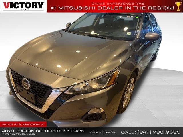 Used 2021 Nissan Altima in Floral Park, New York | Shop Auto NY. Floral Park, New York