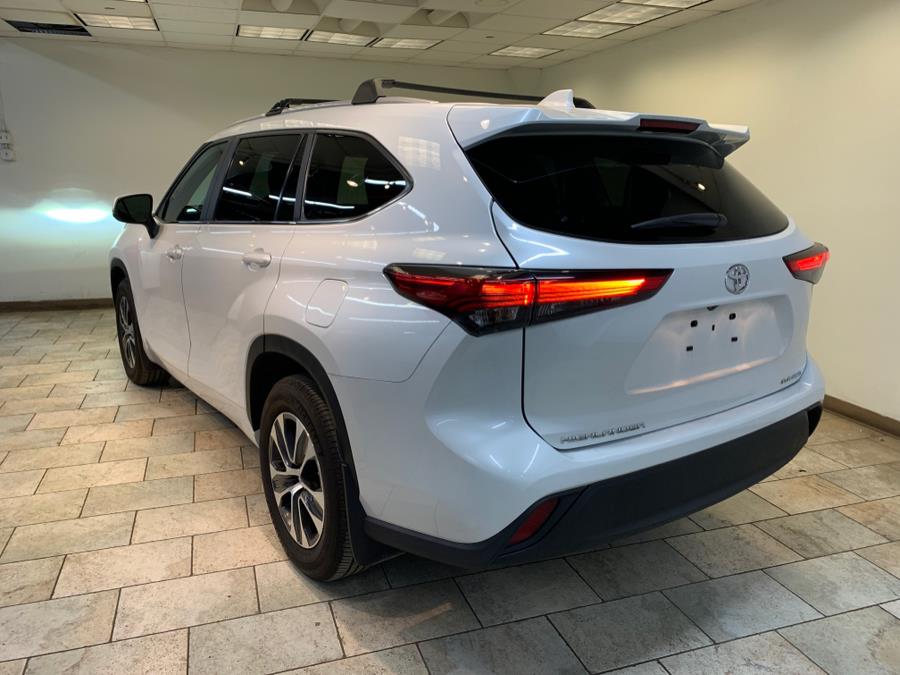2023 Toyota Highlander XLE AWD (Natl), available for sale in Hillside, New Jersey | Euro Lux Auto. Hillside, New Jersey 2023 Toyota Highlander XLE AWD (Natl), available for sale in Hillside, New Jersey | Euro Lux Auto. Hillside, New Jersey