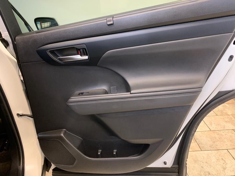 2023 Toyota Highlander XLE AWD (Natl), available for sale in Hillside, New Jersey | Euro Lux Auto. Hillside, New Jersey 2023 Toyota Highlander XLE AWD (Natl), available for sale in Hillside, New Jersey | Euro Lux Auto. Hillside, New Jersey