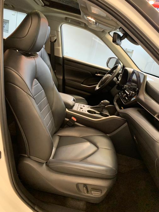 2023 Toyota Highlander XLE AWD (Natl), available for sale in Hillside, New Jersey | Euro Lux Auto. Hillside, New Jersey 2023 Toyota Highlander XLE AWD (Natl), available for sale in Hillside, New Jersey | Euro Lux Auto. Hillside, New Jersey
