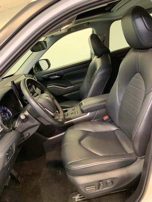 2023 Toyota Highlander XLE AWD (Natl), available for sale in Hillside, New Jersey | Euro Lux Auto. Hillside, New Jersey 2023 Toyota Highlander XLE AWD (Natl), available for sale in Hillside, New Jersey | Euro Lux Auto. Hillside, New Jersey