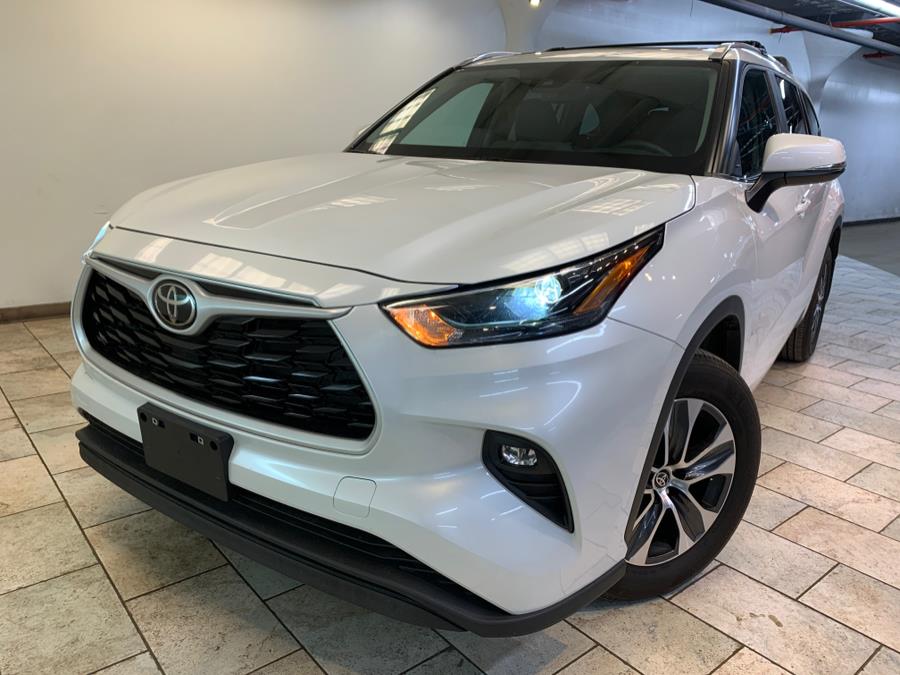 2023 Toyota Highlander XLE AWD (Natl), available for sale in Hillside, New Jersey | Euro Lux Auto. Hillside, New Jersey 2023 Toyota Highlander XLE AWD (Natl), available for sale in Hillside, New Jersey | Euro Lux Auto. Hillside, New Jersey