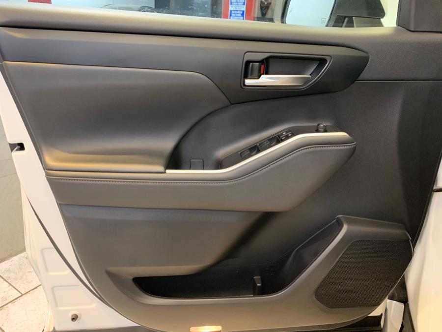 2023 Toyota Highlander XLE AWD (Natl), available for sale in Hillside, New Jersey | Euro Lux Auto. Hillside, New Jersey 2023 Toyota Highlander XLE AWD (Natl), available for sale in Hillside, New Jersey | Euro Lux Auto. Hillside, New Jersey