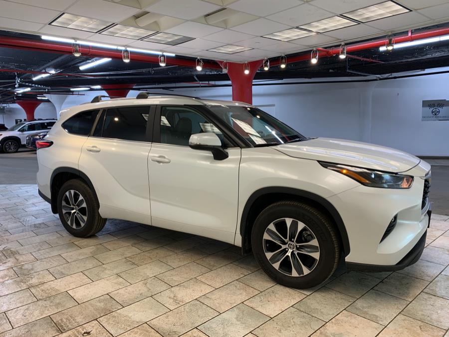 2023 Toyota Highlander XLE AWD (Natl), available for sale in Hillside, New Jersey | Euro Lux Auto. Hillside, New Jersey 2023 Toyota Highlander XLE AWD (Natl), available for sale in Hillside, New Jersey | Euro Lux Auto. Hillside, New Jersey