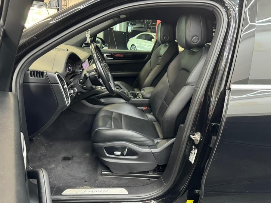 2020 Porsche Cayenne AWD, available for sale in Miami, FL, Florida | Bal Harbour Motor Group LLC. Miami, FL, Florida 2020 Porsche Cayenne AWD, available for sale in Miami, FL, Florida | Bal Harbour Motor Group LLC. Miami, FL, Florida