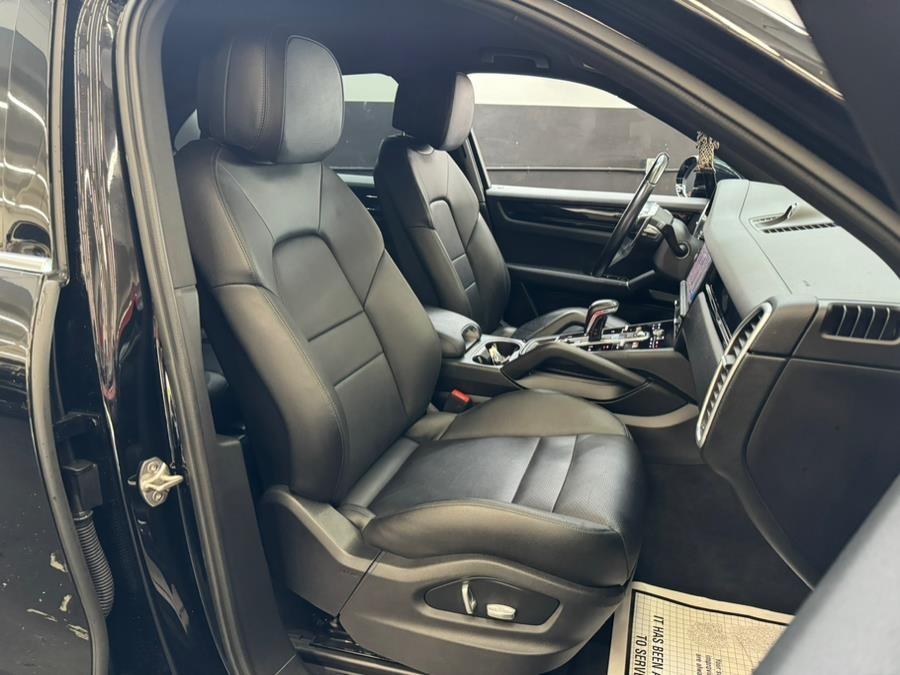 2020 Porsche Cayenne AWD, available for sale in Miami, FL, Florida | Bal Harbour Motor Group LLC. Miami, FL, Florida 2020 Porsche Cayenne AWD, available for sale in Miami, FL, Florida | Bal Harbour Motor Group LLC. Miami, FL, Florida