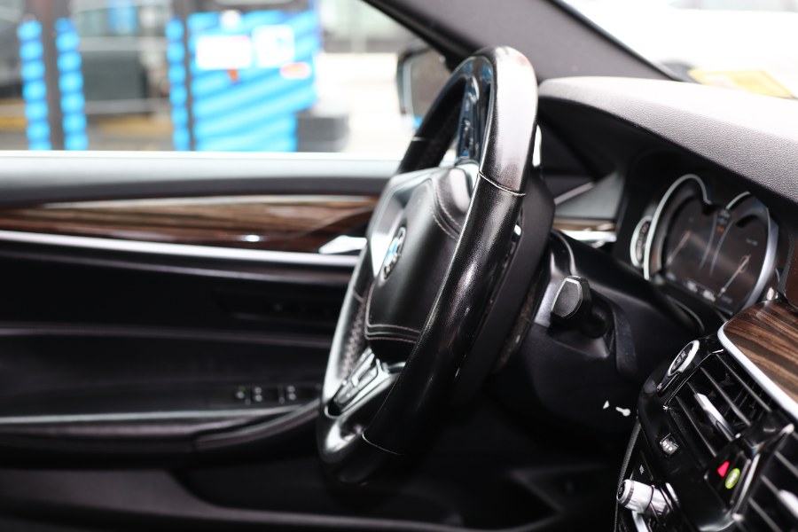 2019 BMW 5 Series 530i xDrive Sedan, available for sale in Jamaica, New York | Hillside Auto Mall Inc.. Jamaica, New York 2019 BMW 5 Series 530i xDrive Sedan, available for sale in Jamaica, New York | Hillside Auto Mall Inc.. Jamaica, New York