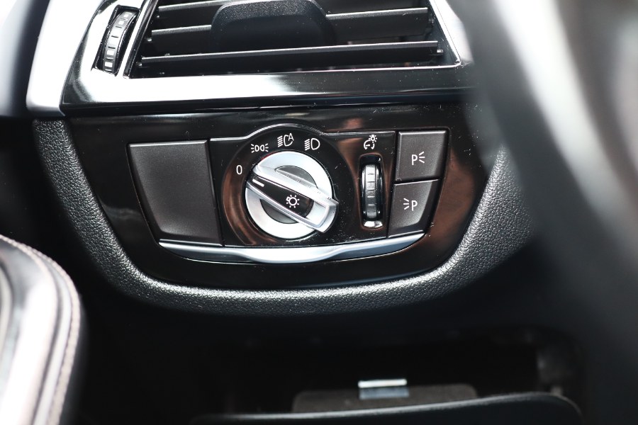 2019 BMW 5 Series 530i xDrive Sedan, available for sale in Jamaica, New York | Hillside Auto Mall Inc.. Jamaica, New York 2019 BMW 5 Series 530i xDrive Sedan, available for sale in Jamaica, New York | Hillside Auto Mall Inc.. Jamaica, New York