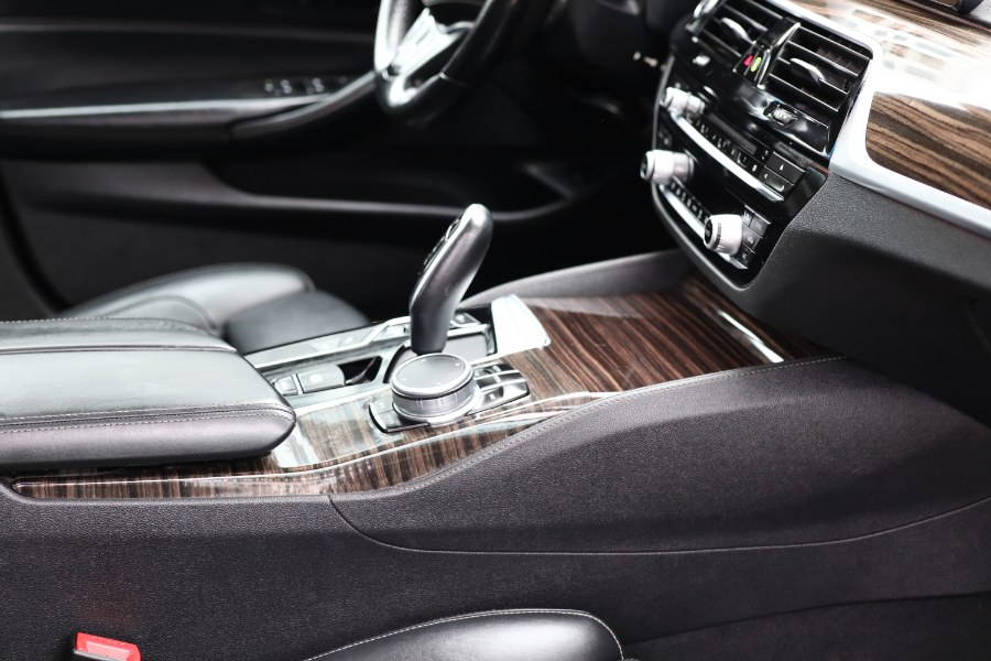 2019 BMW 5 Series 530i xDrive Sedan, available for sale in Jamaica, New York | Hillside Auto Mall Inc.. Jamaica, New York 2019 BMW 5 Series 530i xDrive Sedan, available for sale in Jamaica, New York | Hillside Auto Mall Inc.. Jamaica, New York