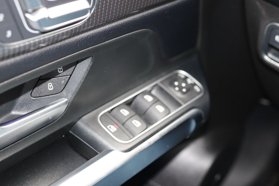 2020 Mercedes-Benz GLB GLB 250 4MATIC SUV, available for sale in Jamaica, New York | Hillside Auto Mall Inc.. Jamaica, New York 2020 Mercedes-Benz GLB GLB 250 4MATIC SUV, available for sale in Jamaica, New York | Hillside Auto Mall Inc.. Jamaica, New York