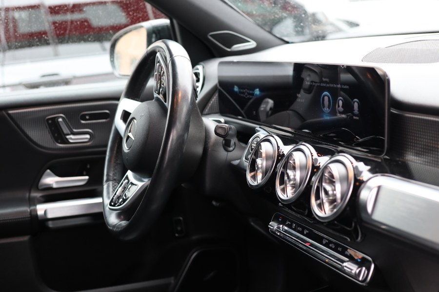 2020 Mercedes-Benz GLB GLB 250 4MATIC SUV, available for sale in Jamaica, New York | Hillside Auto Mall Inc.. Jamaica, New York 2020 Mercedes-Benz GLB GLB 250 4MATIC SUV, available for sale in Jamaica, New York | Hillside Auto Mall Inc.. Jamaica, New York
