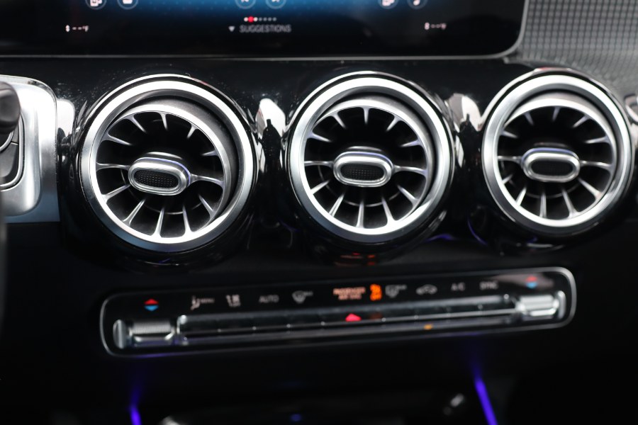 2020 Mercedes-Benz GLB GLB 250 4MATIC SUV, available for sale in Jamaica, New York | Hillside Auto Mall Inc.. Jamaica, New York 2020 Mercedes-Benz GLB GLB 250 4MATIC SUV, available for sale in Jamaica, New York | Hillside Auto Mall Inc.. Jamaica, New York