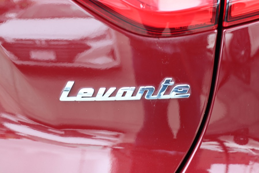2018 Maserati Levante GranLusso 3.0L, available for sale in Jamaica, New York | Hillside Auto Mall Inc.. Jamaica, New York 2018 Maserati Levante GranLusso 3.0L, available for sale in Jamaica, New York | Hillside Auto Mall Inc.. Jamaica, New York