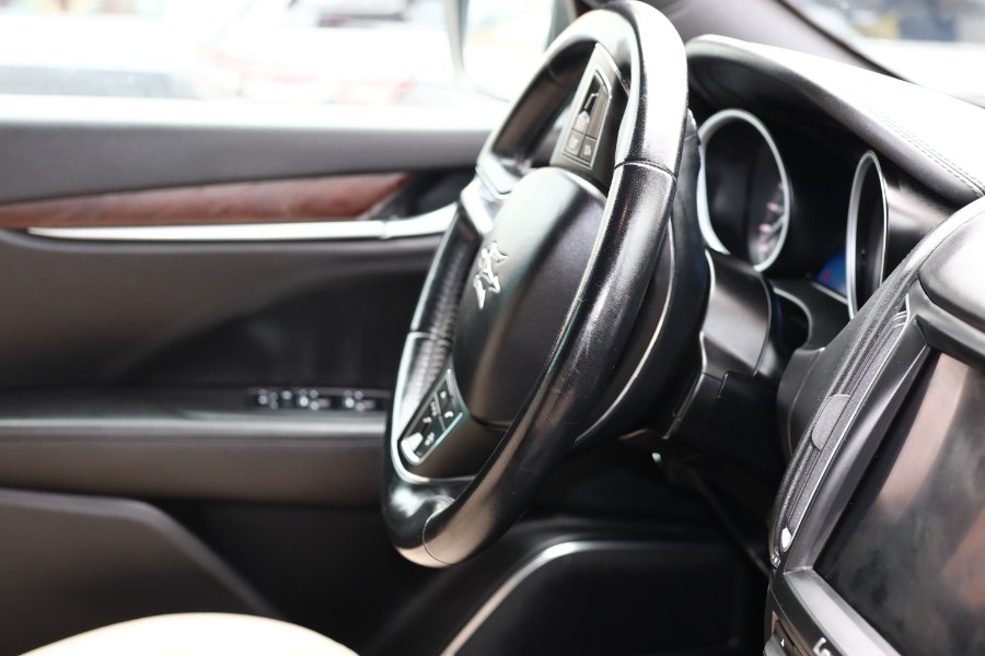 2018 Maserati Levante GranLusso 3.0L, available for sale in Jamaica, New York | Hillside Auto Mall Inc.. Jamaica, New York 2018 Maserati Levante GranLusso 3.0L, available for sale in Jamaica, New York | Hillside Auto Mall Inc.. Jamaica, New York