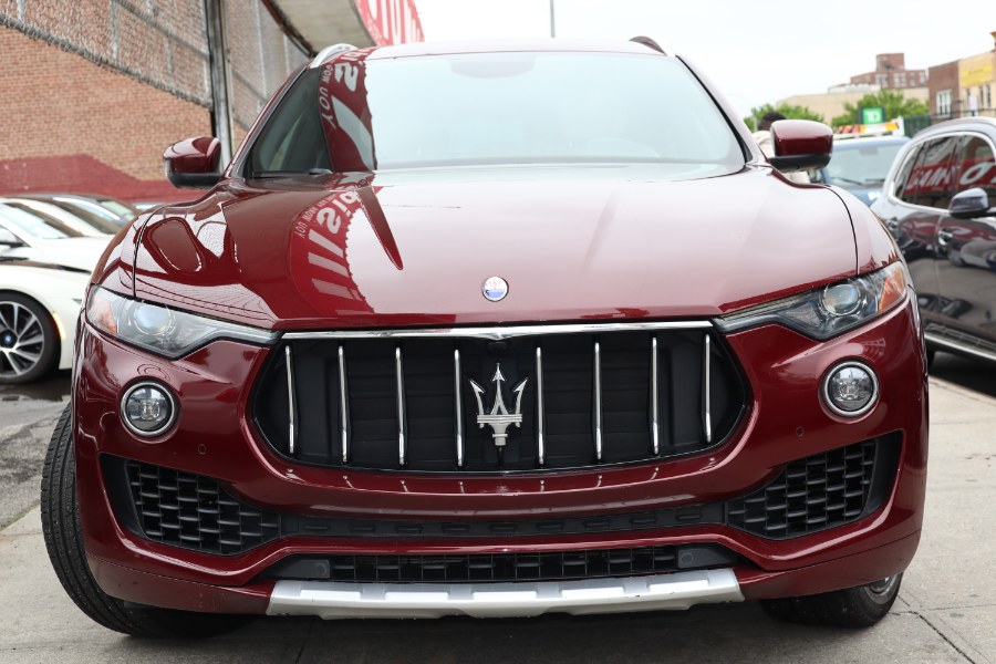 2018 Maserati Levante GranLusso 3.0L, available for sale in Jamaica, New York | Hillside Auto Mall Inc.. Jamaica, New York 2018 Maserati Levante GranLusso 3.0L, available for sale in Jamaica, New York | Hillside Auto Mall Inc.. Jamaica, New York