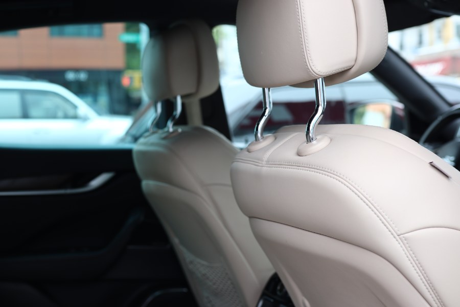 2018 Maserati Levante GranLusso 3.0L, available for sale in Jamaica, New York | Hillside Auto Mall Inc.. Jamaica, New York 2018 Maserati Levante GranLusso 3.0L, available for sale in Jamaica, New York | Hillside Auto Mall Inc.. Jamaica, New York