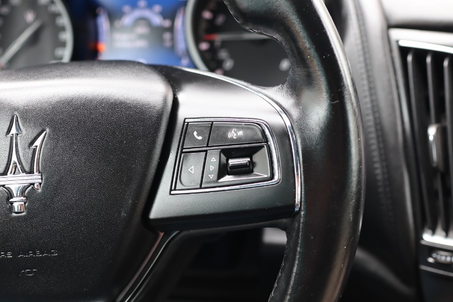 2018 Maserati Levante GranLusso 3.0L, available for sale in Jamaica, New York | Hillside Auto Mall Inc.. Jamaica, New York 2018 Maserati Levante GranLusso 3.0L, available for sale in Jamaica, New York | Hillside Auto Mall Inc.. Jamaica, New York
