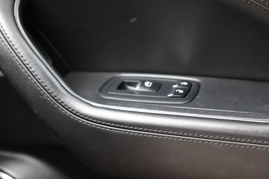 2018 Maserati Levante GranLusso 3.0L, available for sale in Jamaica, New York | Hillside Auto Mall Inc.. Jamaica, New York 2018 Maserati Levante GranLusso 3.0L, available for sale in Jamaica, New York | Hillside Auto Mall Inc.. Jamaica, New York