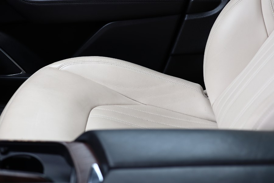 2018 Maserati Levante GranLusso 3.0L, available for sale in Jamaica, New York | Hillside Auto Mall Inc.. Jamaica, New York 2018 Maserati Levante GranLusso 3.0L, available for sale in Jamaica, New York | Hillside Auto Mall Inc.. Jamaica, New York