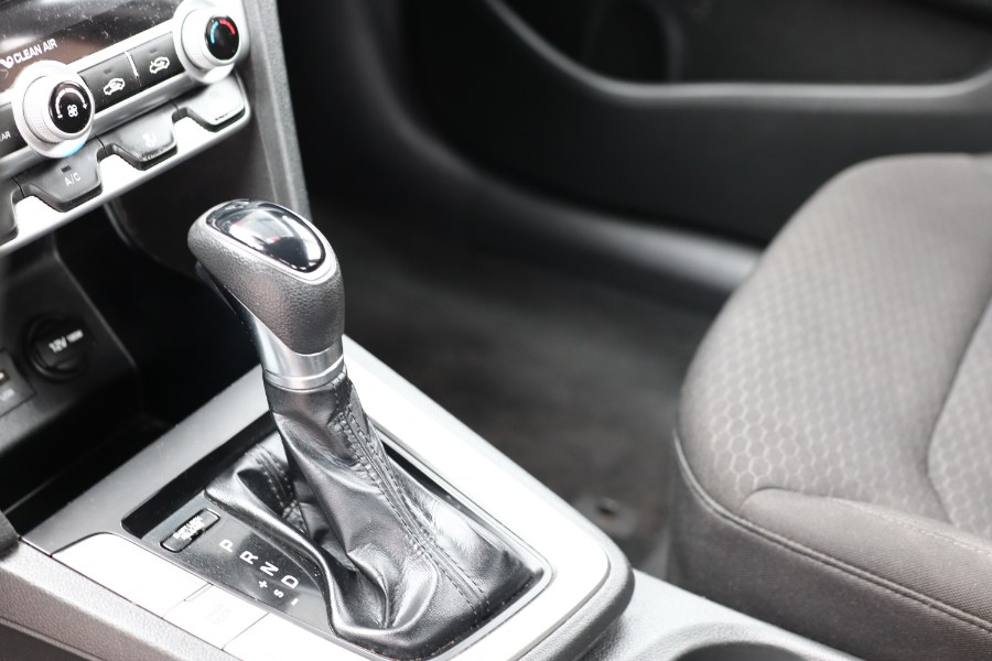 2020 Hyundai Elantra SEL IVT SULEV, available for sale in Jamaica, New York | Hillside Auto Mall Inc.. Jamaica, New York 2020 Hyundai Elantra SEL IVT SULEV, available for sale in Jamaica, New York | Hillside Auto Mall Inc.. Jamaica, New York