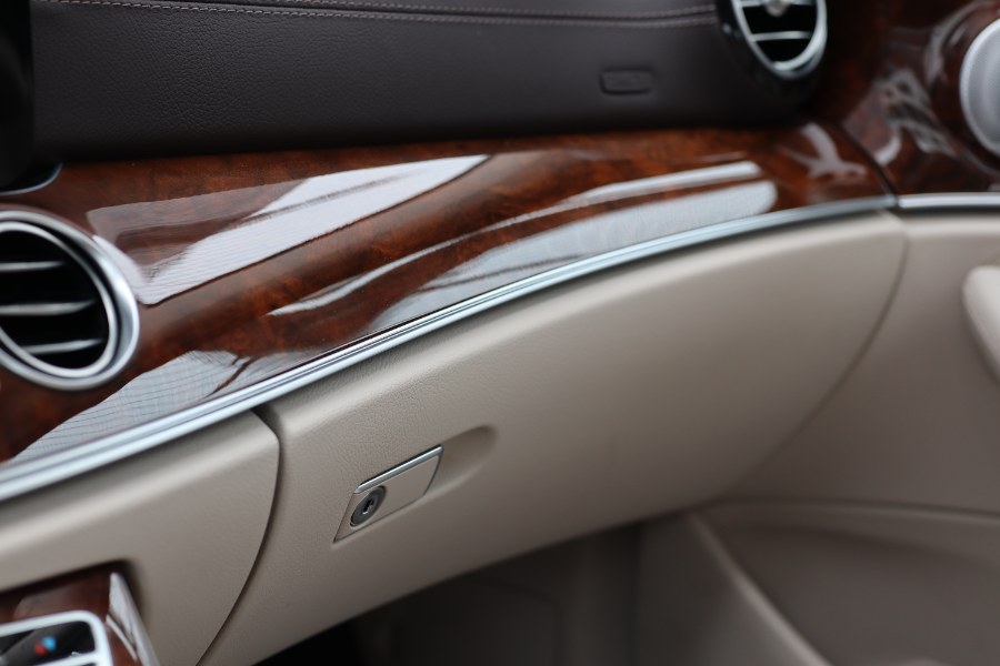 2019 Mercedes-Benz E-Class E 300 4MATIC Sedan, available for sale in Jamaica, New York | Hillside Auto Mall Inc.. Jamaica, New York 2019 Mercedes-Benz E-Class E 300 4MATIC Sedan, available for sale in Jamaica, New York | Hillside Auto Mall Inc.. Jamaica, New York