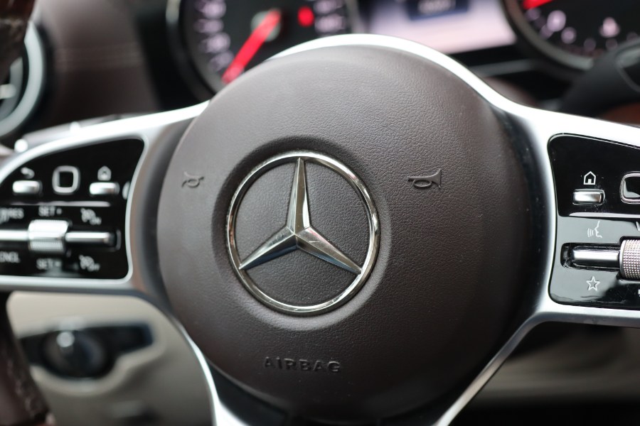 2019 Mercedes-Benz E-Class E 300 4MATIC Sedan, available for sale in Jamaica, New York | Hillside Auto Mall Inc.. Jamaica, New York 2019 Mercedes-Benz E-Class E 300 4MATIC Sedan, available for sale in Jamaica, New York | Hillside Auto Mall Inc.. Jamaica, New York