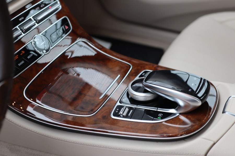 2019 Mercedes-Benz E-Class E 300 4MATIC Sedan, available for sale in Jamaica, New York | Hillside Auto Mall Inc.. Jamaica, New York 2019 Mercedes-Benz E-Class E 300 4MATIC Sedan, available for sale in Jamaica, New York | Hillside Auto Mall Inc.. Jamaica, New York