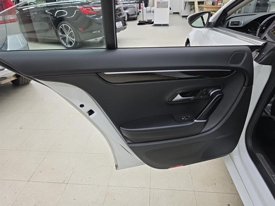 2015 Volkswagen CC 4dr Sdn VR6 Executive 4Motion, available for sale in West Haven, Connecticut | Auto Fair Inc.. West Haven, Connecticut 2015 Volkswagen CC 4dr Sdn VR6 Executive 4Motion, available for sale in West Haven, Connecticut | Auto Fair Inc.. West Haven, Connecticut