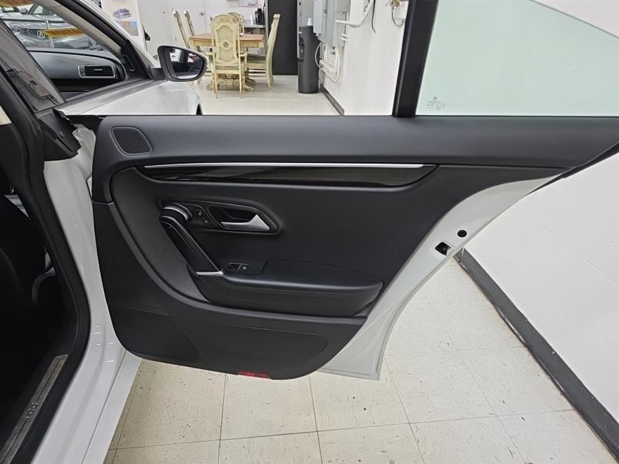 2015 Volkswagen CC 4dr Sdn VR6 Executive 4Motion, available for sale in West Haven, Connecticut | Auto Fair Inc.. West Haven, Connecticut 2015 Volkswagen CC 4dr Sdn VR6 Executive 4Motion, available for sale in West Haven, Connecticut | Auto Fair Inc.. West Haven, Connecticut