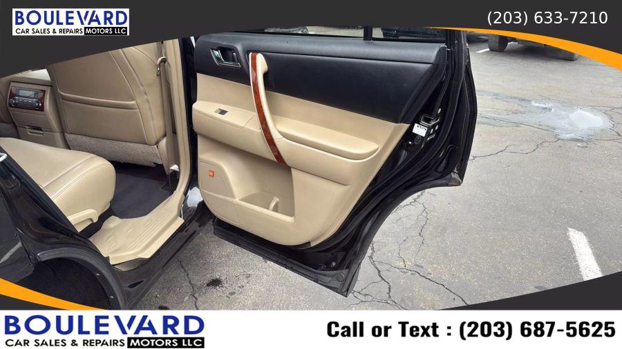 2013 Toyota Highlander Limited Sport Utility 4D, available for sale in New Haven, Connecticut | Boulevard Motors LLC. New Haven, Connecticut 2013 Toyota Highlander Limited Sport Utility 4D, available for sale in New Haven, Connecticut | Boulevard Motors LLC. New Haven, Connecticut