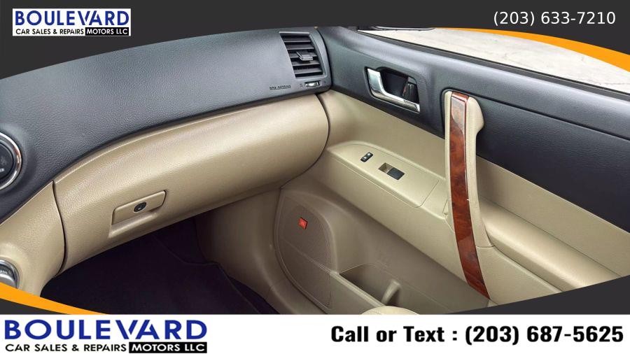 2013 Toyota Highlander Limited Sport Utility 4D, available for sale in New Haven, Connecticut | Boulevard Motors LLC. New Haven, Connecticut 2013 Toyota Highlander Limited Sport Utility 4D, available for sale in New Haven, Connecticut | Boulevard Motors LLC. New Haven, Connecticut